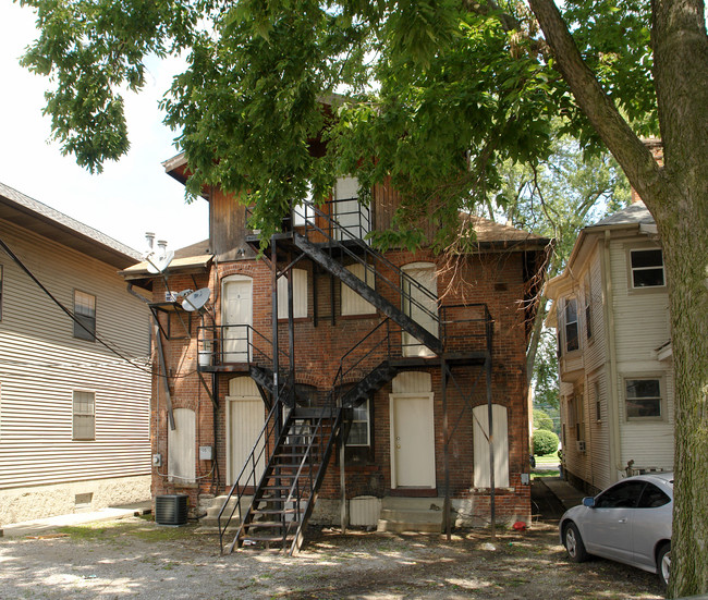 Chittenden  Ave 105 RRR in Columbus, OH - Foto de edificio - Building Photo