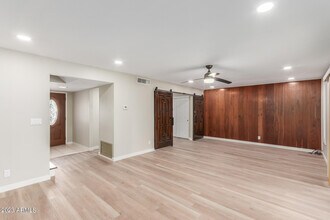 3037 S Country Club Way in Tempe, AZ - Building Photo - Building Photo