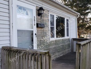 3619 NE 54th Terrace in Kansas City, MO - Building Photo - Building Photo