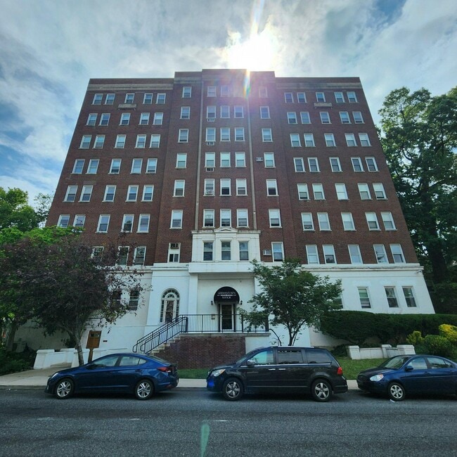 property at 400 W Hortter St