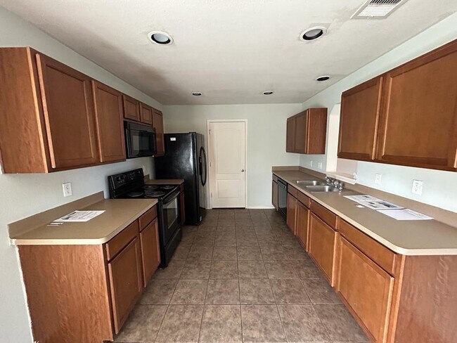 19107 Feather Lance Dr in Cypress, TX - Building Photo - Building Photo