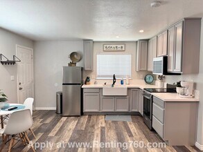 69740 Sunny Sands Dr in Twentynine Palms, CA - Building Photo - Building Photo