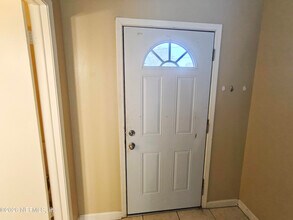 6028 Duclay Rd in Jacksonville, FL - Building Photo - Building Photo