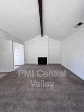 1526 Silver Creek Cir in Stockton, CA - Building Photo - Building Photo