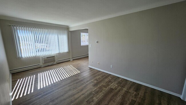property at 1820 Bromley St
