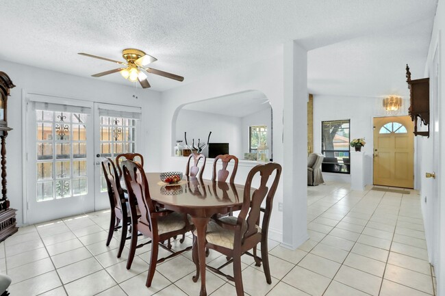 12210 Ridge Corner St in San Antonio, TX - Building Photo - Building Photo
