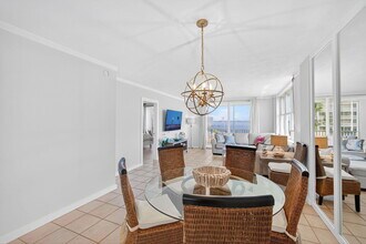 100 Paradise Harbour Blvd in North Palm Beach, FL - Building Photo - Building Photo