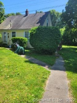 85 Elderkin Ave in Groton, CT - Building Photo