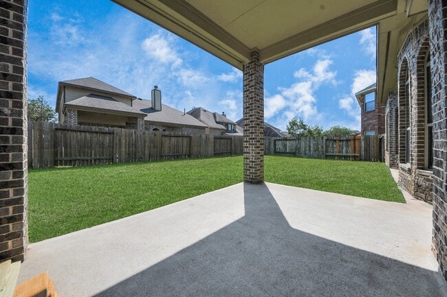 property at 9427 Sapphire Bay Ln