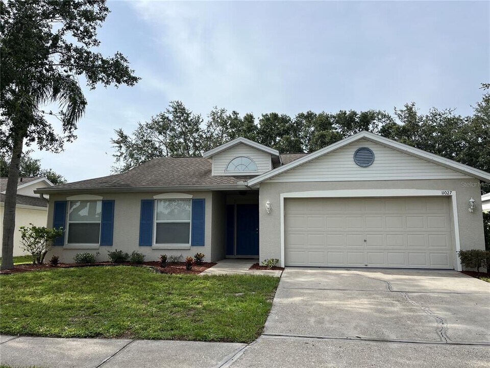 11027 2nd Ave E in Bradenton, FL - Building Photo