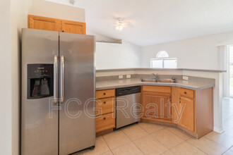 529 Peace Dr in Kissimmee, FL - Building Photo - Building Photo