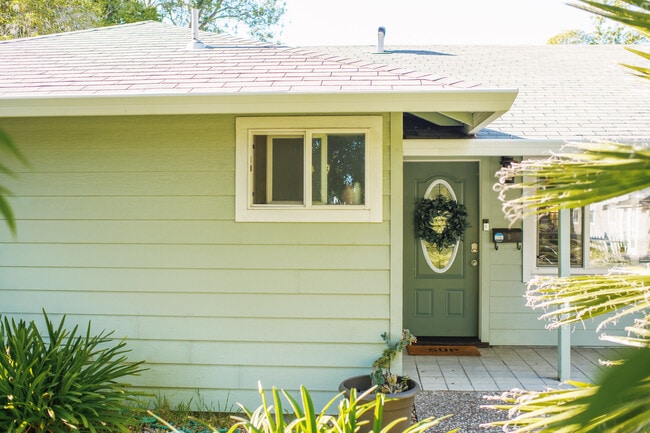 property at 60 Vivian Dr