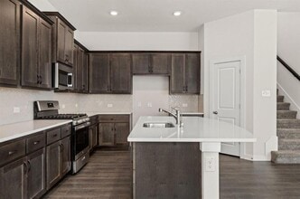 160 Biscayne Dr in Kyle, TX - Building Photo - Building Photo