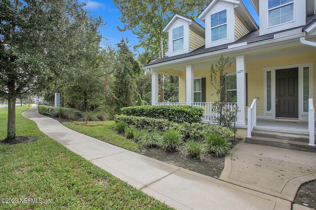 1679 Orange Branch Trail in Saint Johns, FL - Building Photo