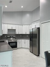 132 SW 9th Ave in Cape Coral, FL - Building Photo - Building Photo