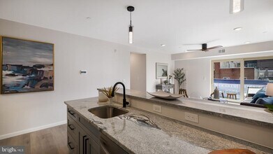 1825 Callowhill St in Philadelphia, PA - Building Photo - Building Photo