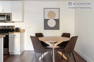 131 Saratoga Ave in Santa Clara, CA - Foto de edificio - Building Photo