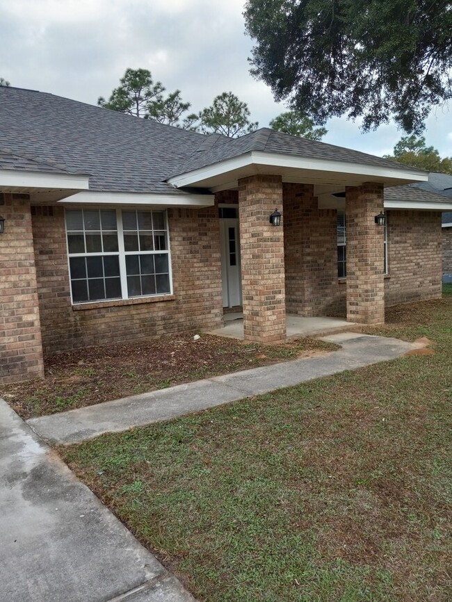 6273 Tributary St in Pensacola, FL - Building Photo - Building Photo