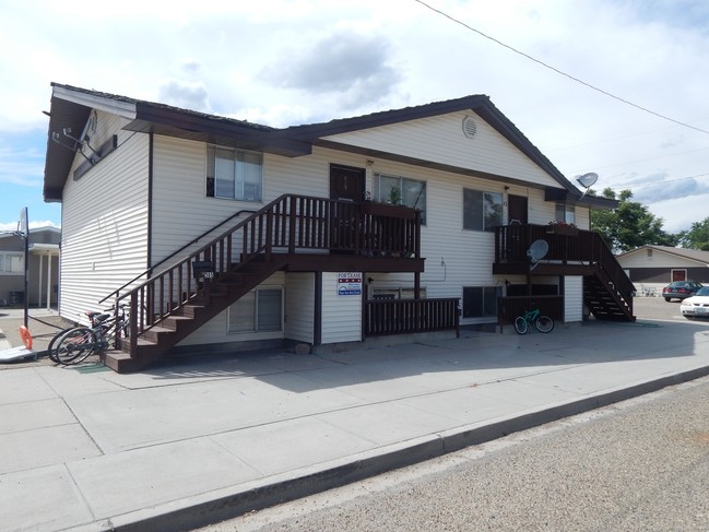 4-plex in Nyssa in Nyssa, OR - Building Photo - Building Photo