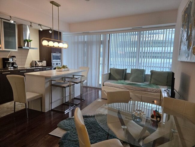 property at 17 Charlotte St