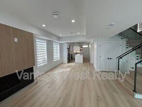 748 Raymer Ave in Kelowna, BC - Building Photo - Building Photo