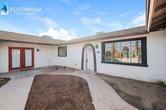 2609 W McLellan Blvd in Phoenix, AZ - Building Photo - Building Photo