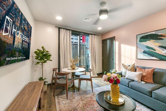 611 Commerce St in New Orleans, LA - Foto de edificio - Building Photo