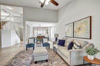 17516 Klamath Falls Dr in Round Rock, TX - Foto de edificio - Building Photo