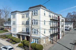 47 Chapel St in Norwood, MA - Building Photo