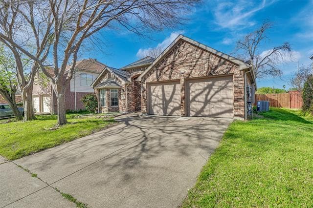 2733 Serena Ct in Garland, TX - Building Photo - Building Photo