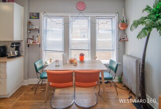 4543 N Albany Ave in Chicago, IL - Building Photo - Building Photo