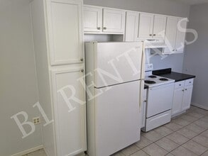 712 Summit St in North Vernon, IN - Building Photo - Building Photo