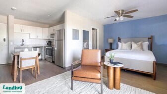 2305 Aaron St, Unit 320 in Port Charlotte, FL - Building Photo