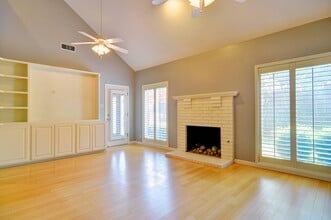 6936 Allen Pl Dr in Fort Worth, TX - Building Photo - Building Photo