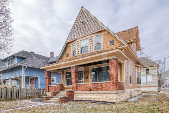 960 Eastern Ave in Indianapolis, IN - Building Photo - Building Photo