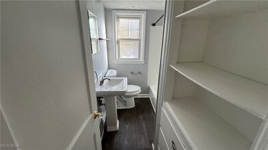 4069 Gary Ave in Lorain, OH - Building Photo - Building Photo