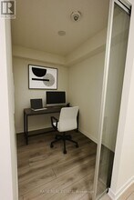 110 Broadway Ave in Toronto, ON - Building Photo - Building Photo