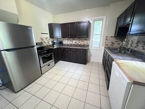 1047 Park St SW in Grand Rapids, MI - Building Photo - Building Photo