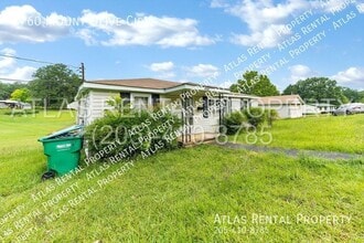 1760 Mt Olive Cir in Talladega, AL - Foto de edificio - Building Photo