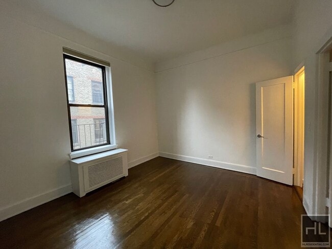 106 E 81st St in New York, NY - Building Photo - Building Photo