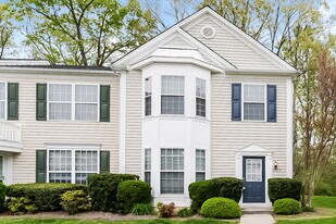 3973 Katherine Way in Jamestown, NC - Building Photo