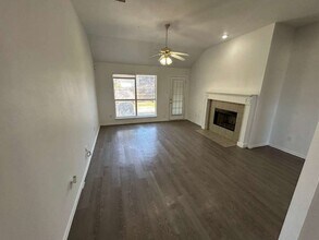 4504 St Francis Ave in Dallas, TX - Building Photo - Building Photo