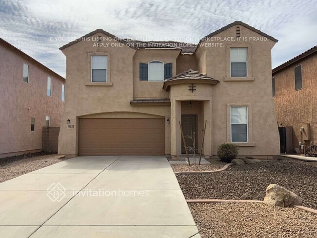 property at 4821 E Meadow Mist Ln