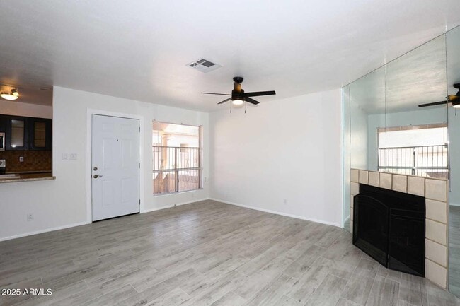 93 N Cooper Rd in Chandler, AZ - Building Photo - Building Photo