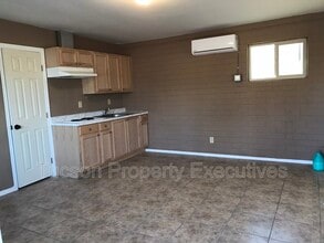 232 W Flores St in Tucson, AZ - Building Photo - Building Photo