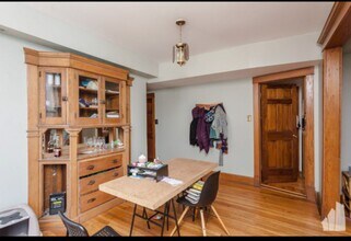 1210 N Marion Ct in Chicago, IL - Building Photo - Building Photo