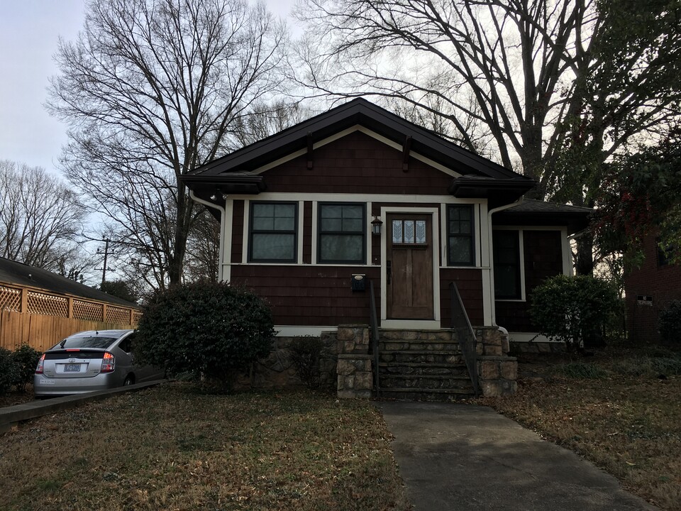 1605 Merriman Ave in Charlotte, NC - Building Photo