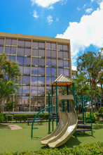 The Palms of Kilani in Wahiawa, HI - Foto de edificio - Building Photo