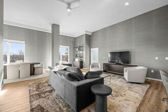 The Seventeen Hundred on East in Charlotte, NC - Foto de edificio - Building Photo