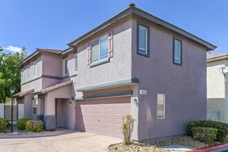 1333 Hawaiian Hills Ave in Las Vegas, NV - Building Photo - Building Photo